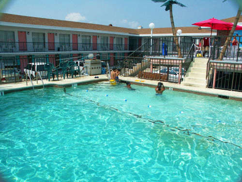 Surfcomber Motel Wildwood Exterior photo